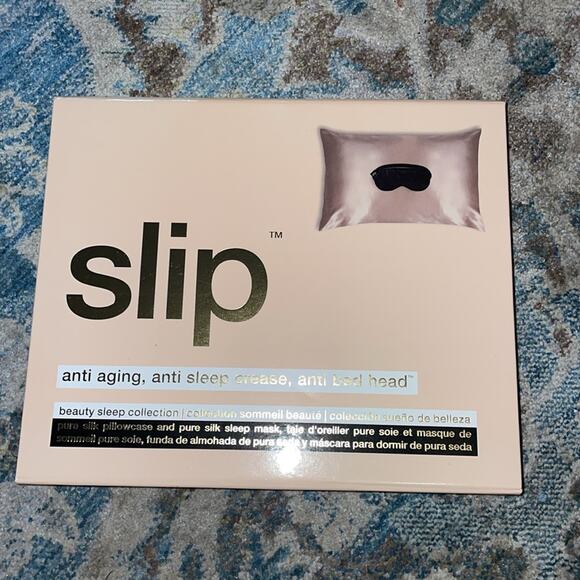 Slip Beauty Sleep Gift Set Caramel Pillowcase and Black Sleep Mask Open Box - Picture 3 of 5